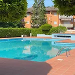 아파트 200mt - Flower With Pool & Tennis *